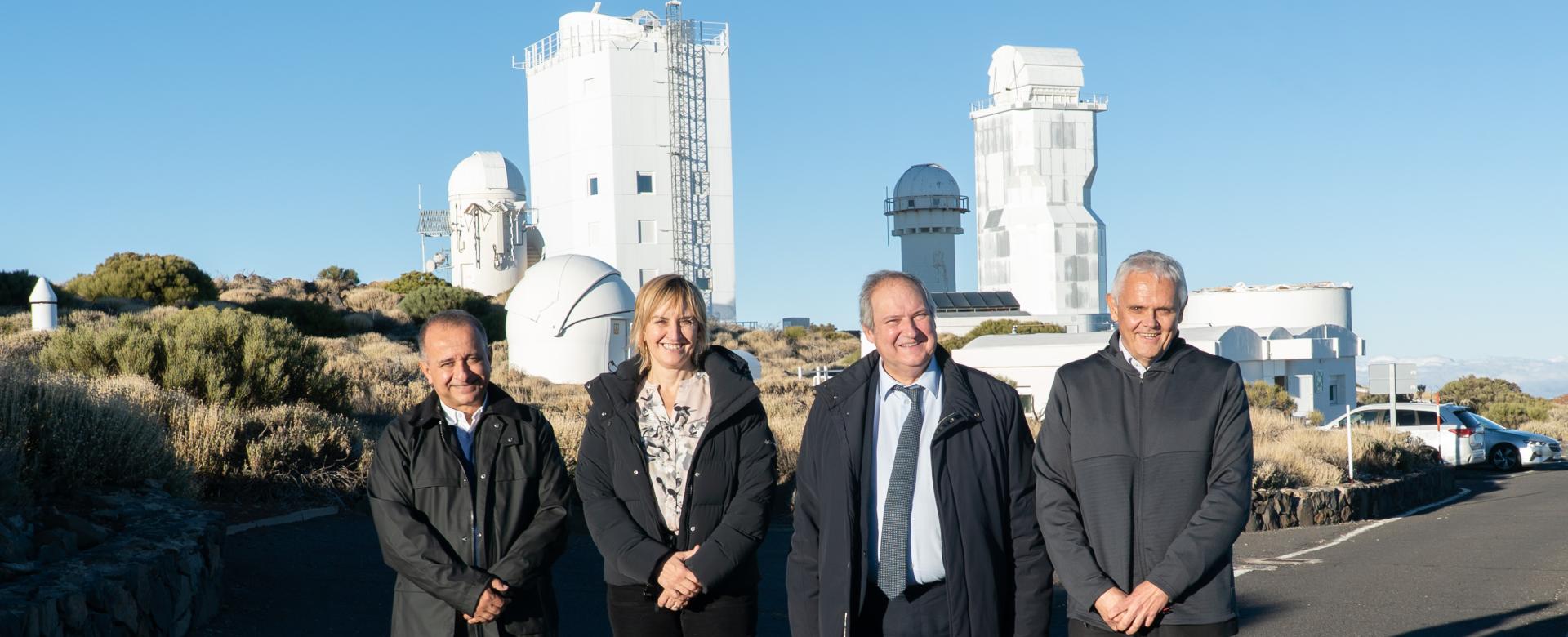 El ministro de Industria y Turismo, Jordi Hereu, visita el Observatorio del Teide