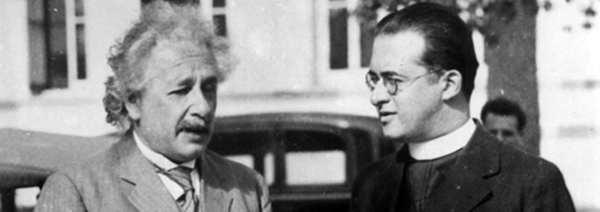Einstein y Lemaître juntos en California en 1933.