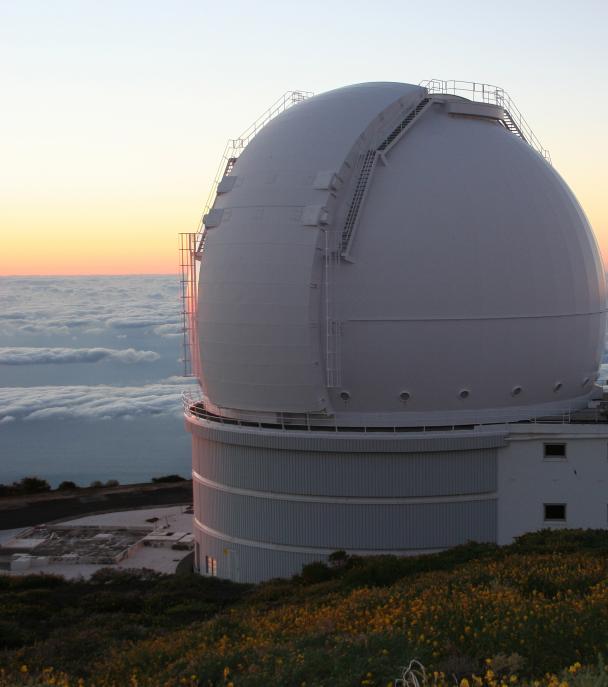 The William Herschel Telescope at twilight