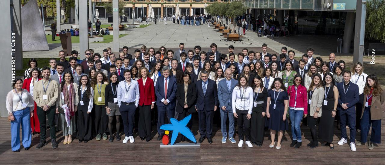 El evento de entrega de becas