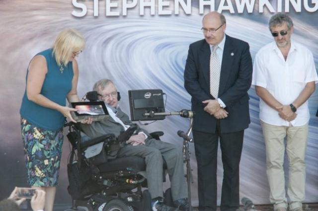 IN MEMORIAM: STEPHEN HAWKING
