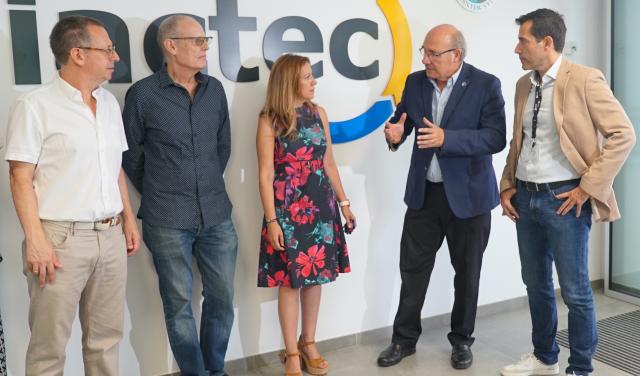 Representantes del IAC y el Cabildo de Tenerife en IACTEC