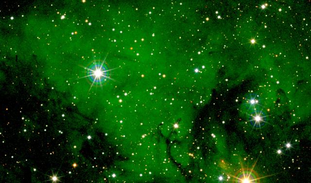 Image of the Cygnus-X region near the Cygnus OB2 association. 2MASS J20395358+4222505 is the star with the red border (revealing the high extinction) near the top left corner. (Courtesy of the GALANTE project, I.P. J. Maíz Apellániz). 