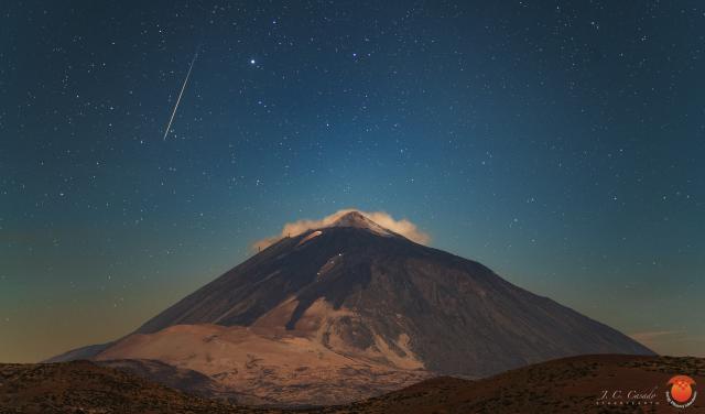 Meteoro sobre el Teide