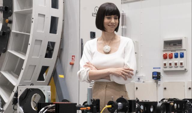 Diana Morant durante su visita al IAC