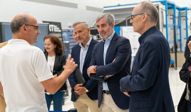 Visita de Fernando Clavijo a CSOA