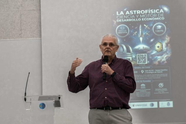 Valentín Martínez Pillet, Director of the IAC, speaks during the opening of the course on astrophysics and the space sector held at IACTEC.