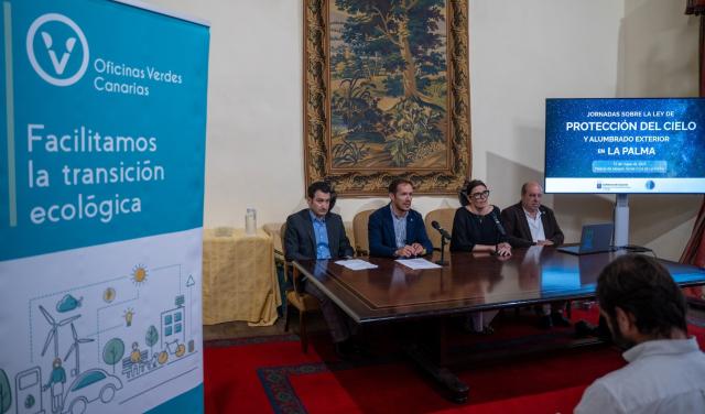 Conference on the Law for the protection of astronomical quality in outdoor lighting installations on La Palma, held in Santa Cruz de La Palma