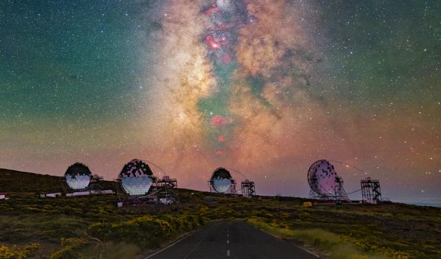 Imagen de los cuatro LST instalados en el Observatorio del Roque de los Muchachos / Daniel López