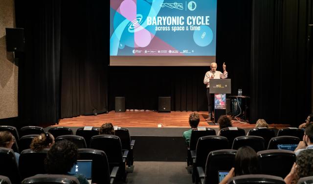 El director del IAC, Valentín Martínez Pillet, en la inauguración de la XXV Canary Islands Winter School of Astrophysics.