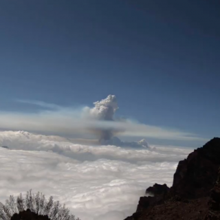 Erupción volcánica en Cumbre Vieja (La Palma) Erupción volcánica en Cumbre Vieja (La Palma)