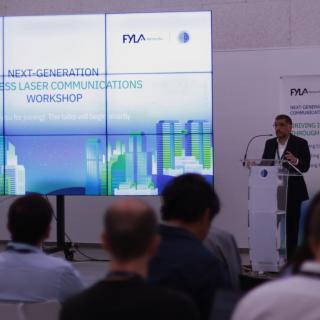 Charla de apertura del Next-Generation Wireless Laser Communications Workshop