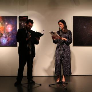 Inauguración de la exposición "100 Lunas cuadradas" en el Instituto Cervantes en Japón. Crédito: Instituto Cervantes. Inauguración de la exposición "100 Lunas cuadradas" en el Instituto Cervantes en Japón. Crédito: Instituto Cervantes.