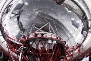 Estructura mecánica e interior de la cúpula del Gran Telescopio CANARIAS. Crédito: Ángel L. Aldai 8067