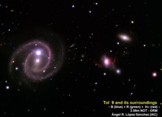Tol 9 y sus alrededores: Imagen de la galaxia starburst Tol 9 (centro) combinando datos en filtros B (azul), R (verde) y Halpha (rojo) obtenidos con la cámara ALFOSC disponible en el Telescopio Óptico Nórdico (NOT, Observatorio del Roque de los Muchachos) 8072