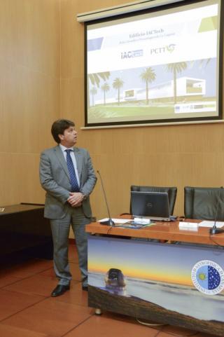 Antonio García Marichal, Consejero de Economia, Competitividad e Innovación del Cabildo de Tenerife, durante la presentación de IACTech en la sede central del IAC en La Laguna. Créditos: M. Briganti (SMM, IAC). 8321