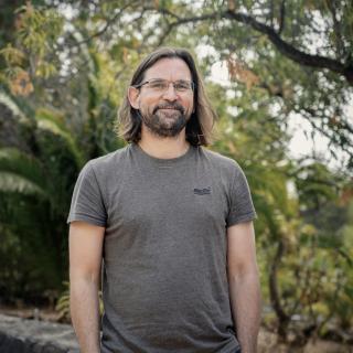 PROF. JENS CHLUBA